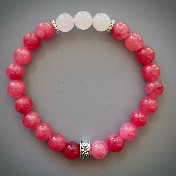 Bright Pink Jade and Rose Quartz Handcrafted Bead Bracelet - Picture 3 of 6